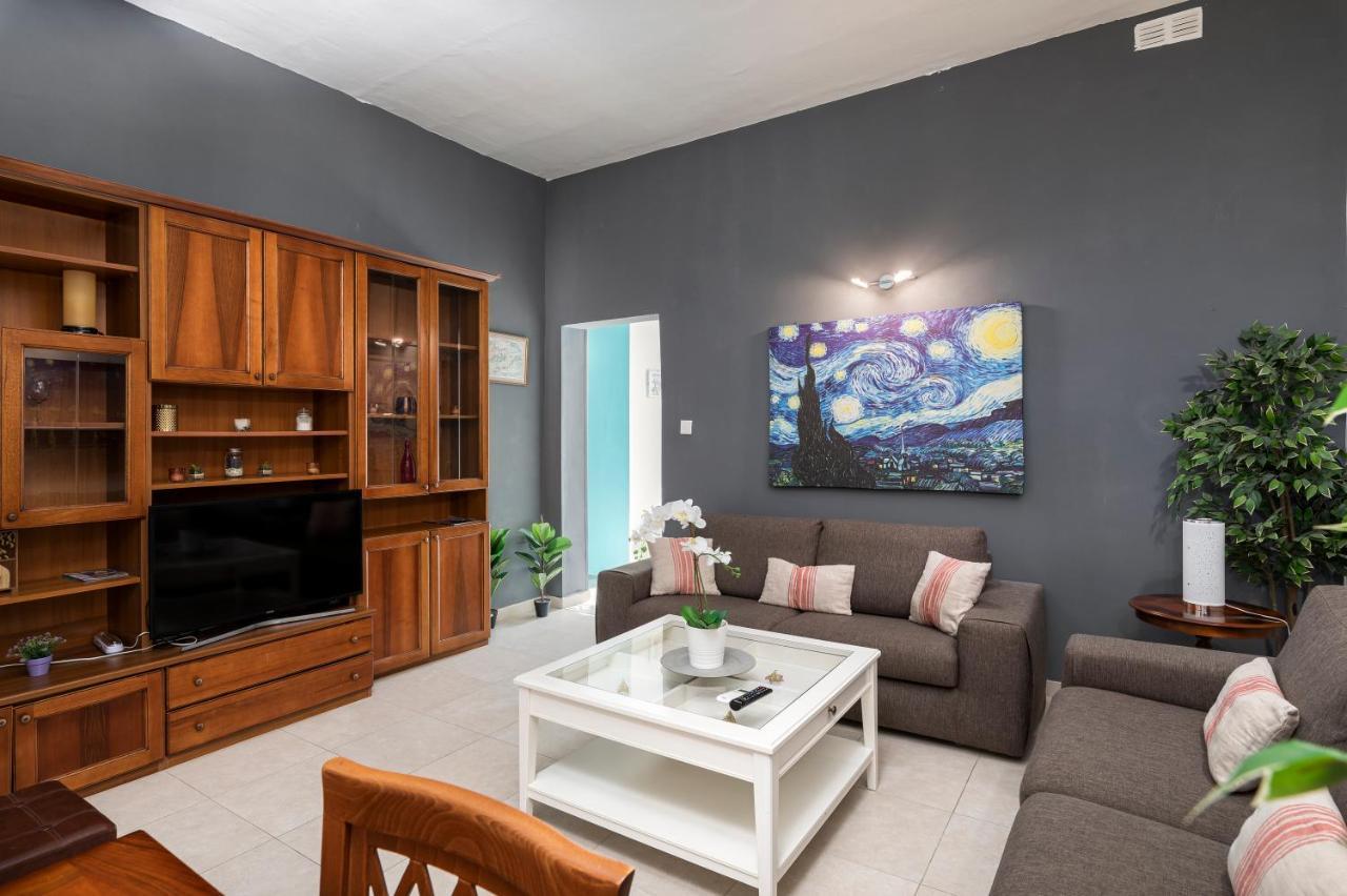1 Bedroom Apartment With Cosy Backyard Close To Valletta Il-Furjana Extérieur photo